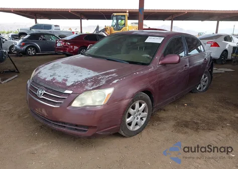 2005 Toyota Avalon Xl z USA, uszkodzony, nr VIN 4T1BK36B75U012266
